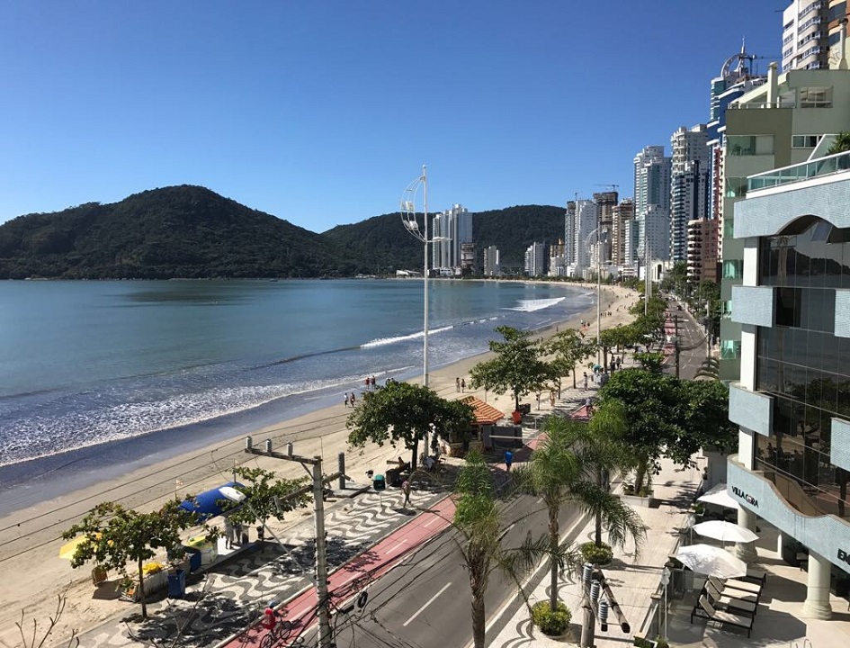 Avenida Atlantico ao dia